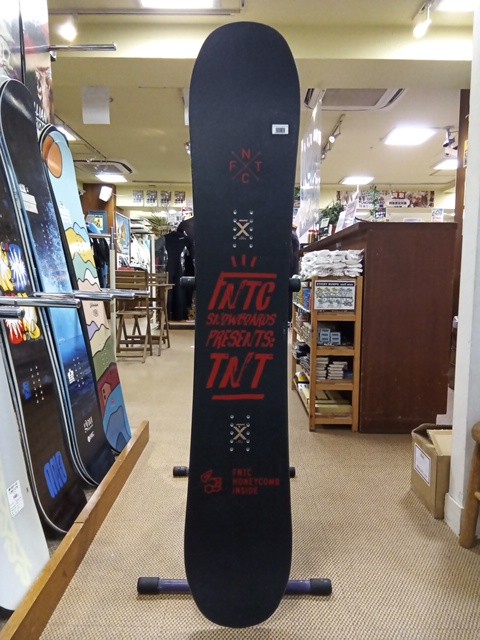 18-19【FNTC】TNT 143cm エアマットジャンプ用 エッジダリング済