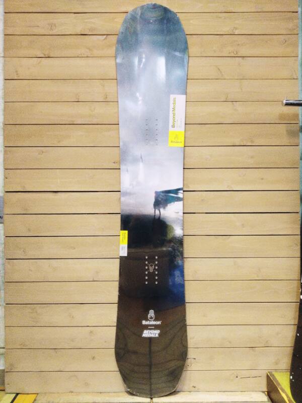 Bataleon Golitah 156 Snowboard 並行輸入品 | www