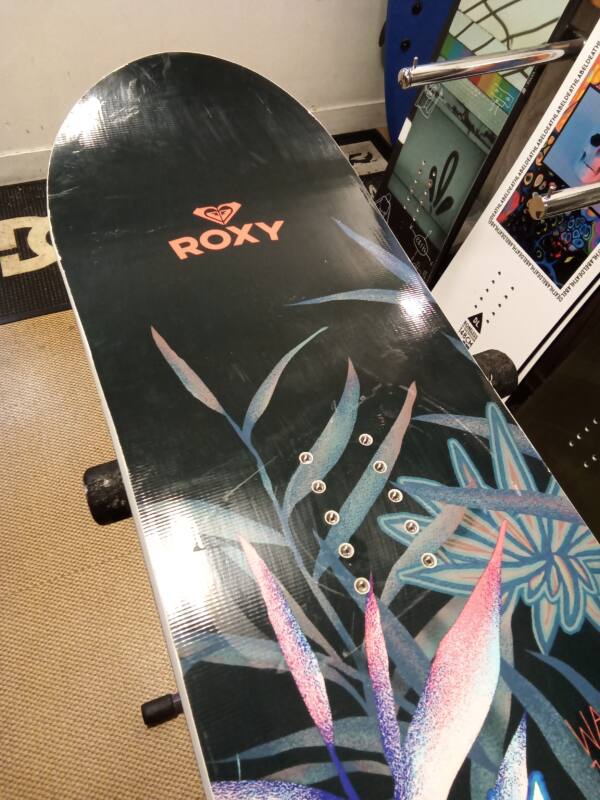 早割クーポン！ Snowboard - ROXY Roxy WAHINE Women M/L Raina 142cm