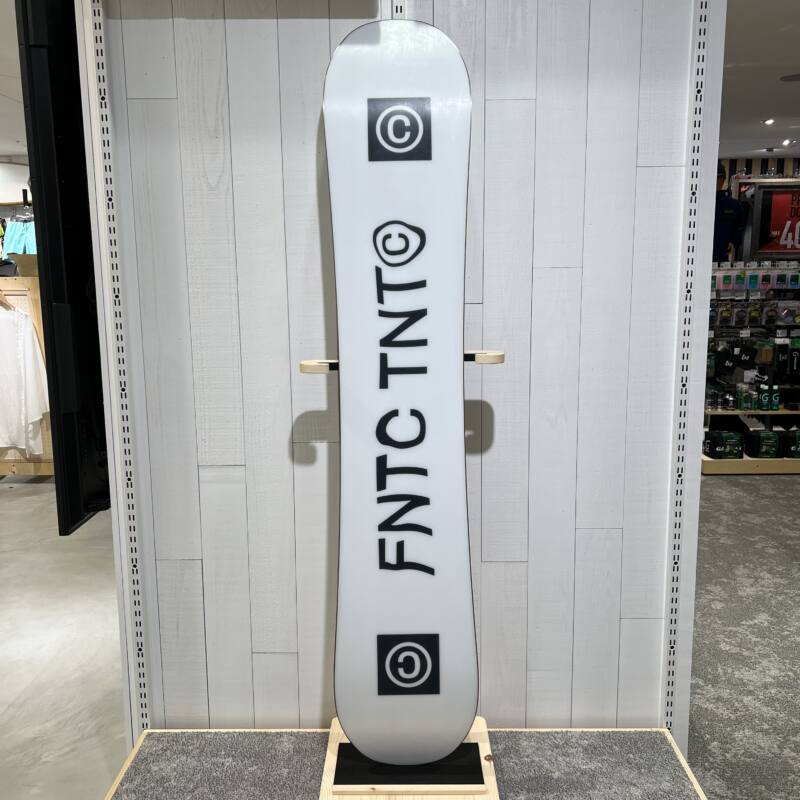 21-22 FNTC TNTC 153cm | ムラサキスポーツの中古スノーボード専門サイト
