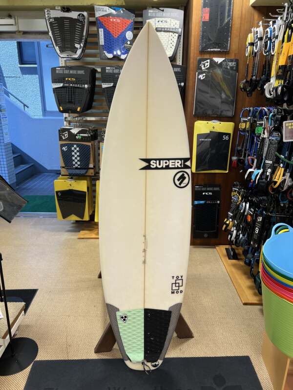 SUPER BRAND】TOY MOD 5'8″ | ムラサキスポーツの中古バリューサーフボード