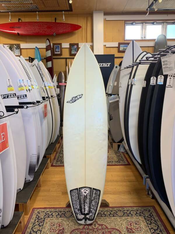 KILLER SURF】6'0″ | ムラサキスポーツの中古バリューサーフボード