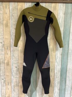 クイックシルバーの商品一覧 QUIKSILVER | ムラサキスポーツの中古